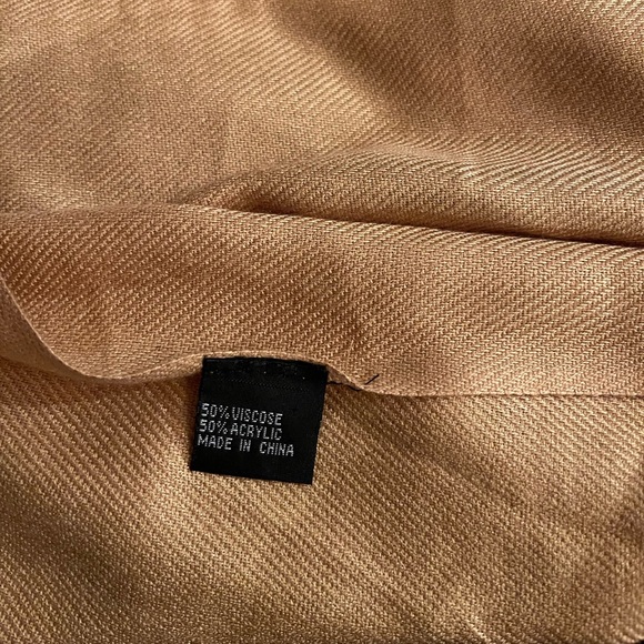 Gorgeous Tan Scarf - Picture 2 of 2